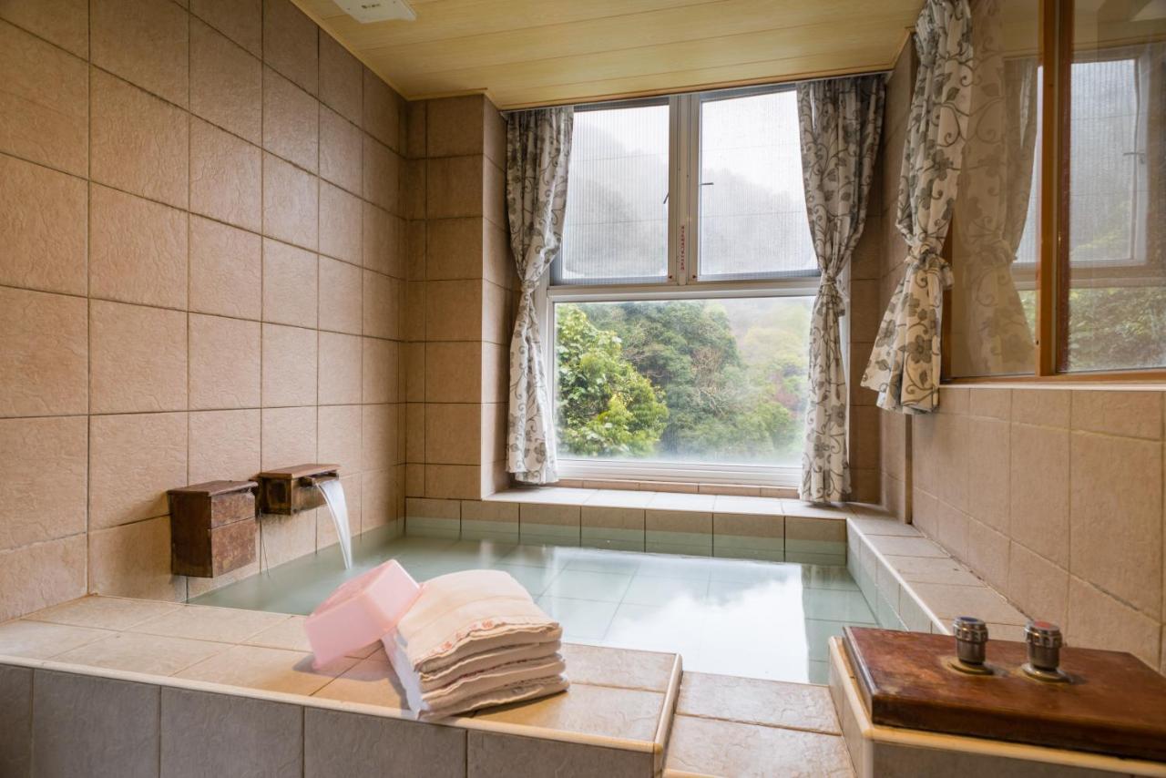 Crystal Hotel Renai Extérieur photo